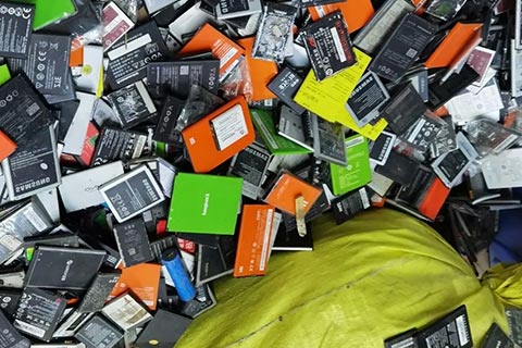 代驾车锂电池回收价_哪里回收旧铅酸电池_电池片碎片回收价格